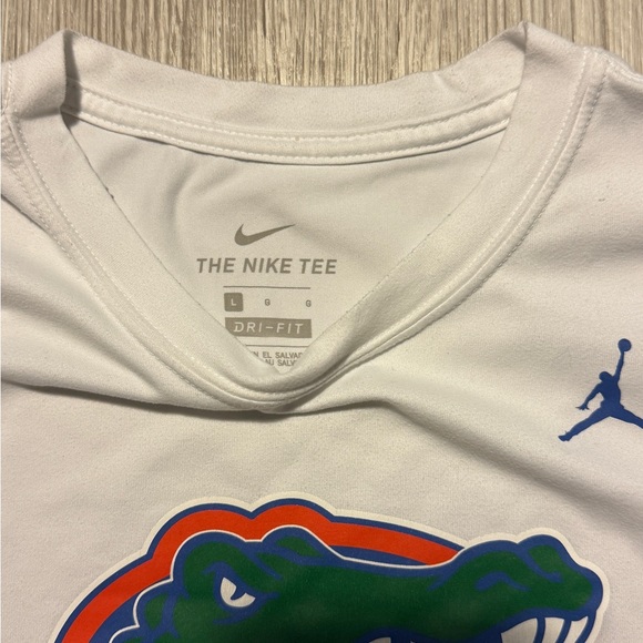 Jordan Florida Gators Shirt - Picture 2 of 3